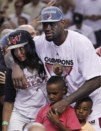 9 Reasons Why King James Was Crowned – Page 2 – 9Dirty